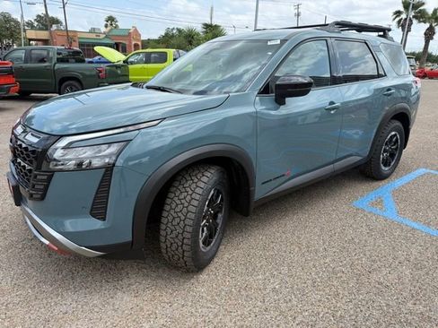 New 2026 Nissan Pathfinder Rock Creek AWD/4WD image 3