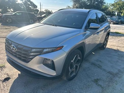 Used 2022 Hyundai Tucson SEL w/ Convenience Package FWD image 2