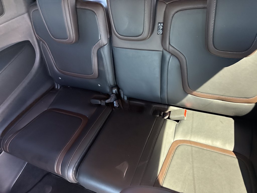 Used 2025 Nissan Armada SL w/ Captain's Chari Seat Package AWD/4WD image 38