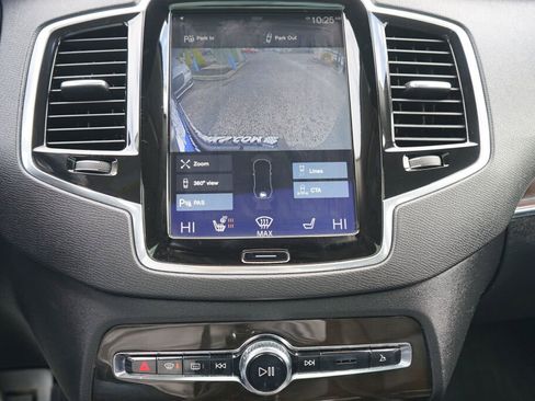 Used 2018 Volvo XC90 T6 Momentum w/ Convenience Package image 20