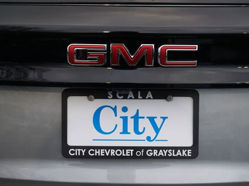 Used 2025 GMC Acadia Elevation FWD image 36