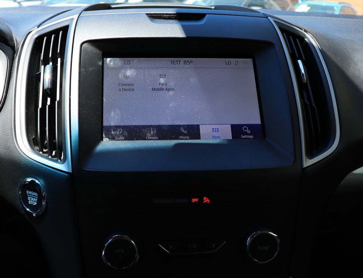 Used 2020 Ford Edge SEL AWD/4WD image 50