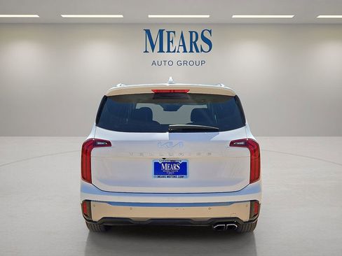 Used 2025 Kia Telluride S image 4