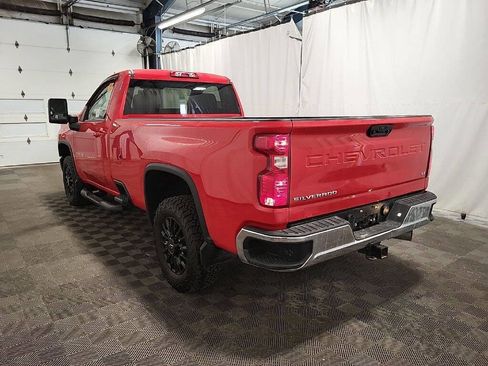 Used 2022 Chevrolet Silverado 2500 LT w/ Convenience Package image 2