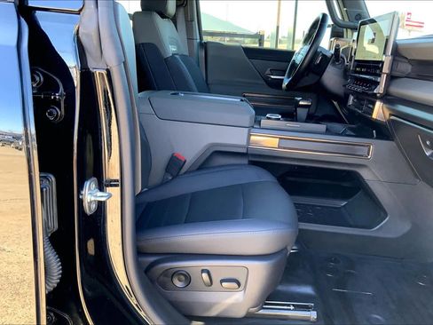 Used 2024 GMC Hummer EV 3X image 8