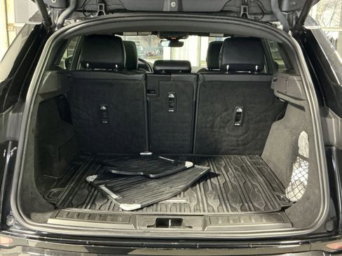 Used 2023 Land Rover Range Rover Evoque SE image 34