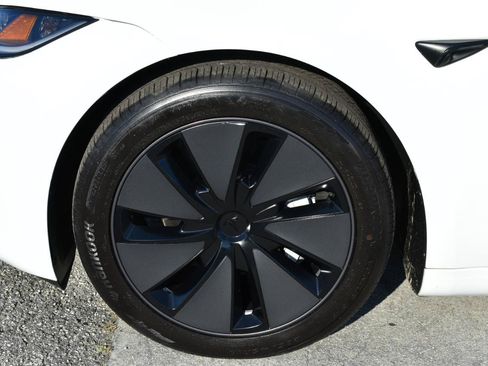 Used 2025 Tesla Model 3 Long Range AWD/4WD image 24