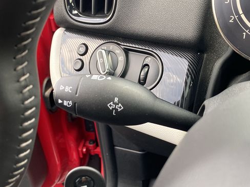 Certified 2024 MINI Cooper Countryman S w/ Signature Upholstery Package FWD image 31