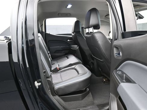 Used 2019 Chevrolet Colorado Z71 RWD image 36