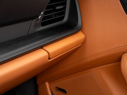 Certified 2025 Porsche 911 Carrera GTS RWD image 47