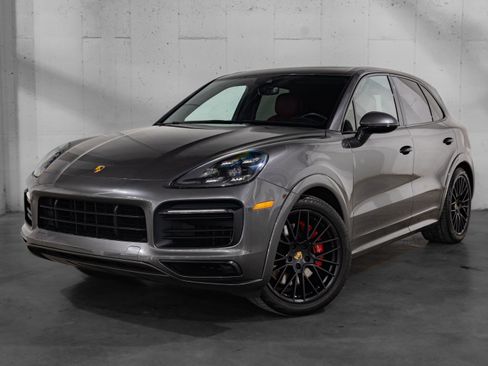 Certified 2021 Porsche Cayenne GTS AWD/4WD image 1