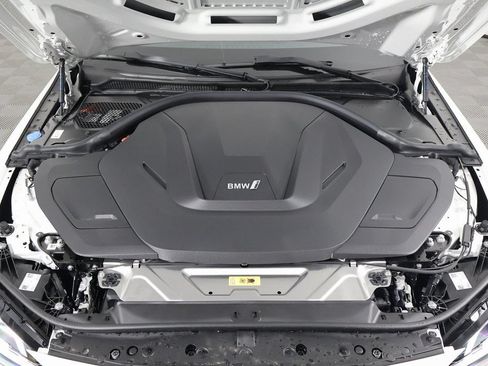 New 2026 BMW i4 eDrive40 w/ Parking Assistance Package RWD image 9