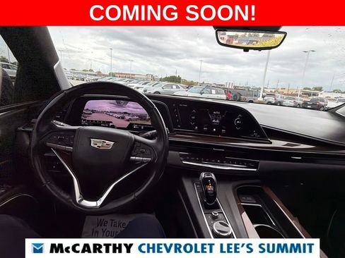 Used 2022 Cadillac Escalade Sport Platinum w/ Heavy-Duty Trailer Package AWD/4WD image 22