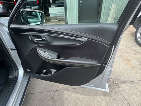 Used 2017 Chevrolet Impala Premier w/ Enhanced Convenience Package FWD image 19