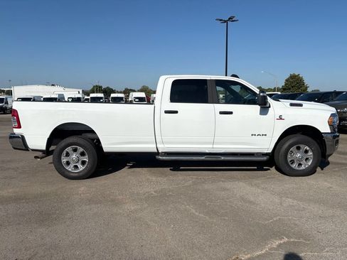 Used 2024 RAM 2500 Big Horn AWD/4WD image 9