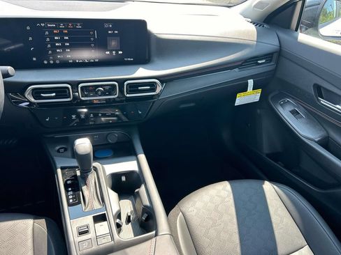 New 2027 Nissan Sentra SR w/ SR Premium Package FWD image 20