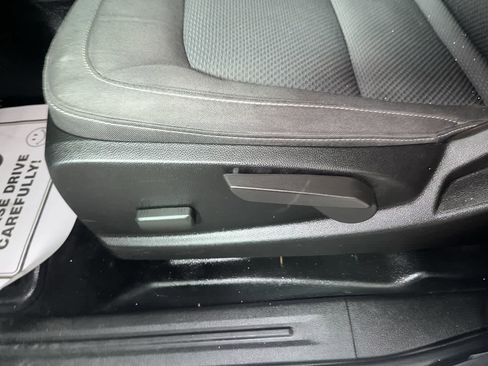 Used 2021 Chevrolet Colorado LT w/ Fleet Safety Package image 14