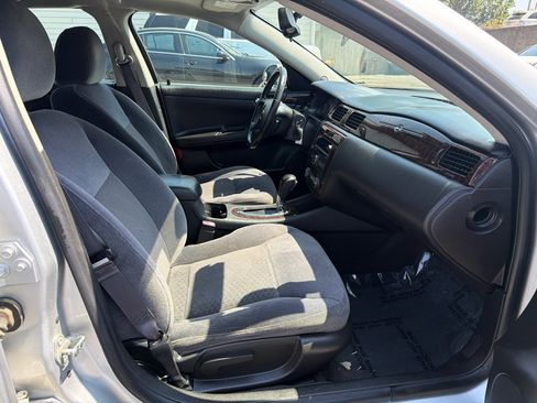 Used 2014 Chevrolet Impala LT w/ LT Sunroof Package FWD image 15