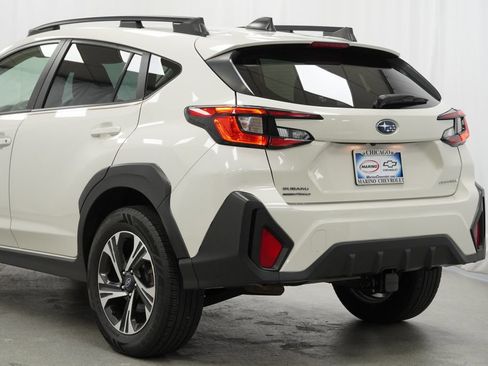 Used 2024 Subaru Crosstrek 2.0i Premium AWD/4WD image 36