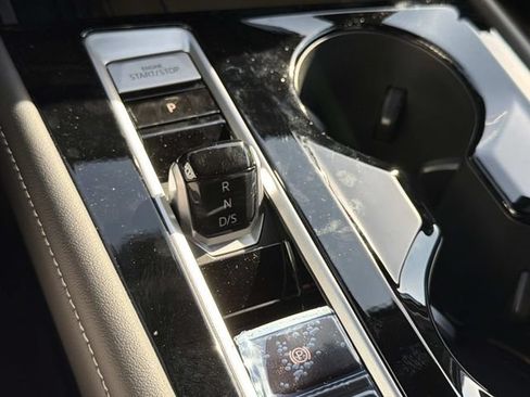 New 2026 Volkswagen Atlas Cross Sport SE FWD image 25