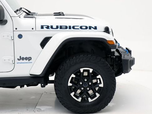 Used 2024 Jeep Wrangler Unlimited Rubicon 4xe image 8
