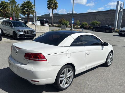 Used 2014 Volkswagen Eos Executive FWD image 6