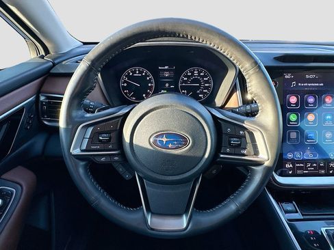 Used 2021 Subaru Outback Touring w/ Popular Package #2 image 11