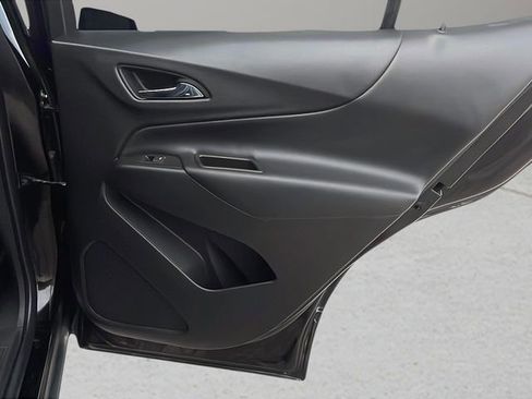 Used 2023 Chevrolet Equinox LT image 15