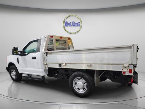 Used 2017 Ford F250 XL RWD image 5