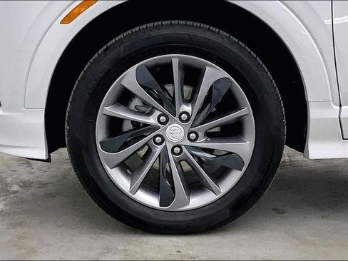 Used 2020 Buick Encore GX Essence w/ Advanced Technology Package AWD/4WD image 10