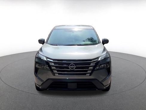 Used 2025 Nissan Rogue SV AWD/4WD image 4