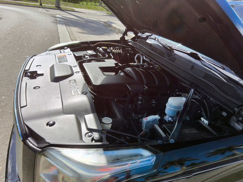 Used 2017 GMC Yukon Denali w/ Open Road Package image 47