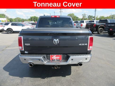 Used 2017 RAM 1500 Laramie w/ Convenience Group AWD/4WD image 7