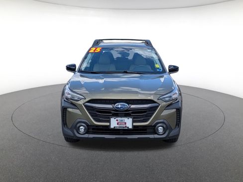 Certified 2025 Subaru Outback Premium AWD/4WD image 2