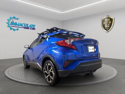 Used 2020 Toyota C-HR XLE FWD image 3