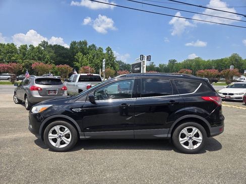 Used 2016 Ford Escape SE w/ SE Leather Comfort Package AWD/4WD image 12