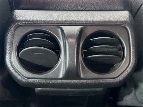 Used 2020 Jeep Wrangler Sport image 22