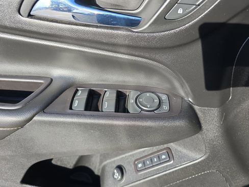 Used 2020 Chevrolet Equinox Premier image 26