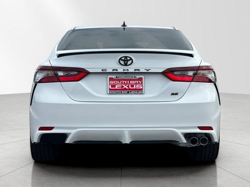 Used 2024 Toyota Camry SE image 5