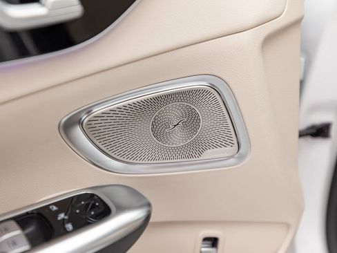 Used 2024 Mercedes-Benz C 300 4MATIC Sedan image 34