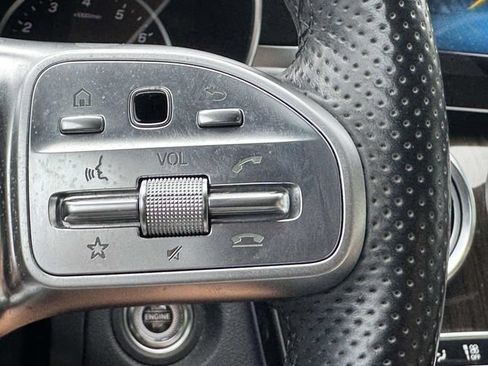 Used 2019 Mercedes-Benz C 300 Sedan image 29