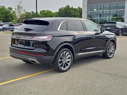 Used 2023 Lincoln Nautilus Reserve AWD/4WD image 4