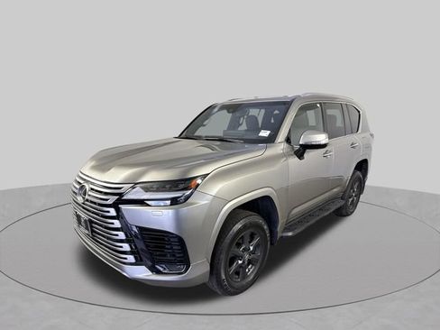 Used 2024 Lexus LX 600 4WD w/ Luxury Package image 26