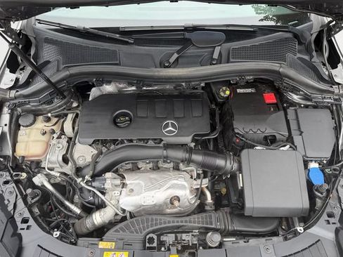 Certified 2023 Mercedes-Benz GLA 250 4MATIC image 34