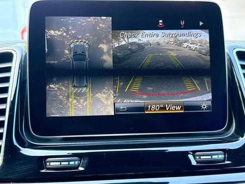 Used 2018 Mercedes-Benz GLS 450 GLS 450 w/ Premium Package image 15