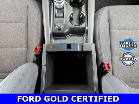 Certified 2025 Ford Explorer Active image 31