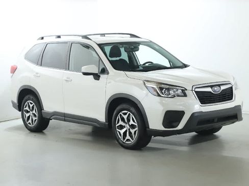 Used 2020 Subaru Forester Premium w/ Popular Package #1 AWD/4WD image 9