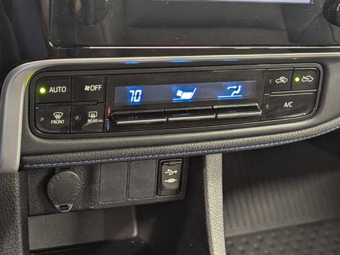 Used 2017 Toyota Corolla SE w/ Carpet Mat Package (TMS) image 21