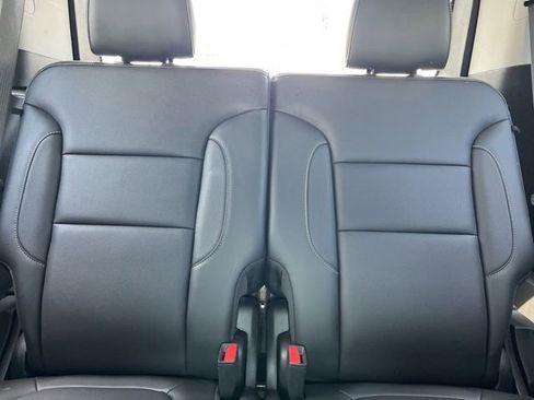 Used 2017 GMC Acadia SLT FWD image 37