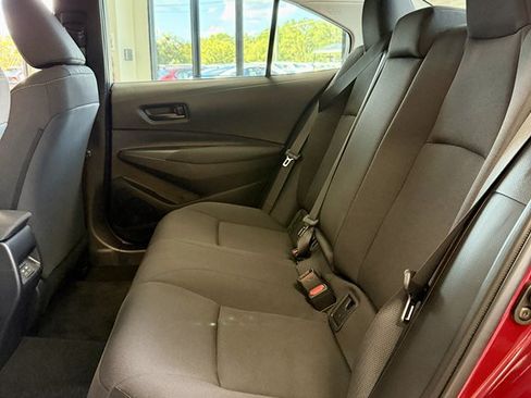 Used 2025 Toyota Corolla LE FWD image 17